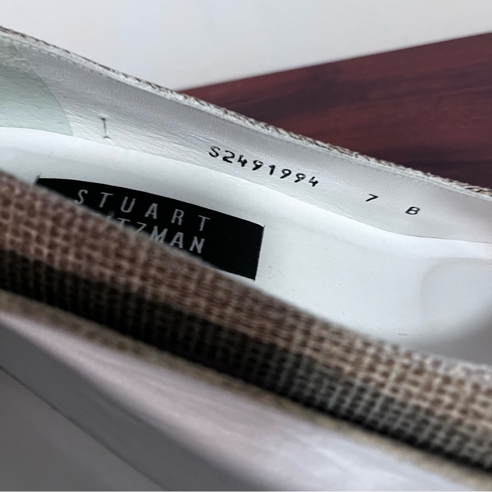 Stuart Weizmann Razmary Pumps Size 7 - image 5